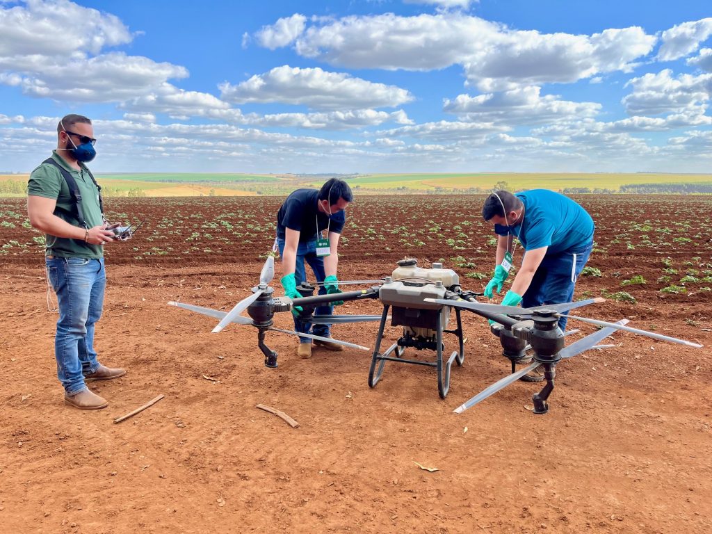 Tecnologia no campo: drones aumentam produtividade e geram empregos no Brasil